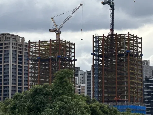 2026年房市真相：土方之亂+利率凍結+輝達宅，三力交錯下該怎麼買房？